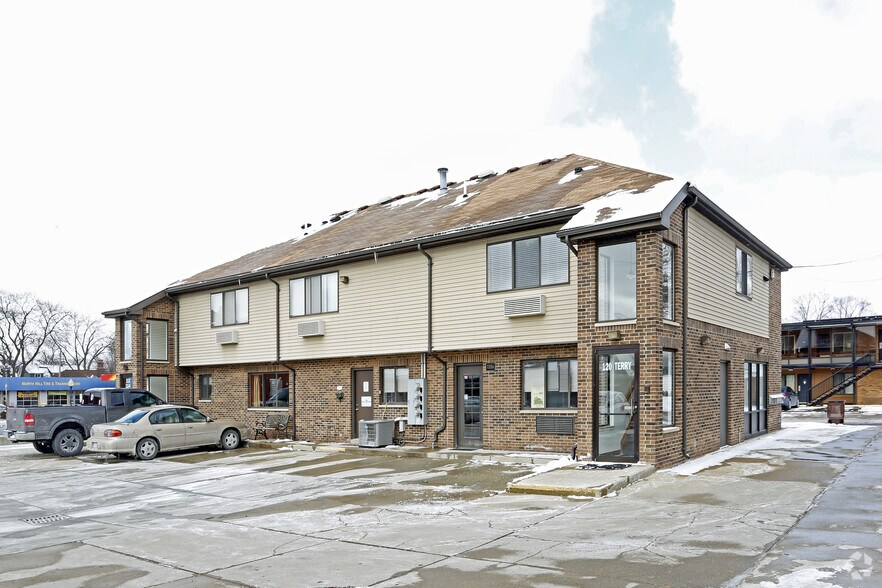 116-118 Terry Ave, Rochester, MI à louer - Photo de l’immeuble – Image 3 sur 3