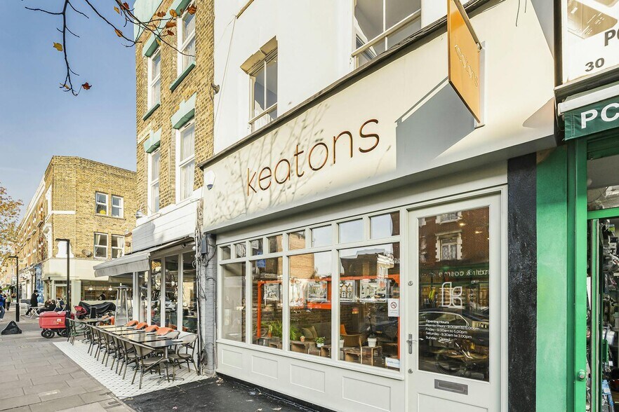 32 Chatsworth Rd, Londres à vendre - Photo de l’immeuble – Image 3 sur 21