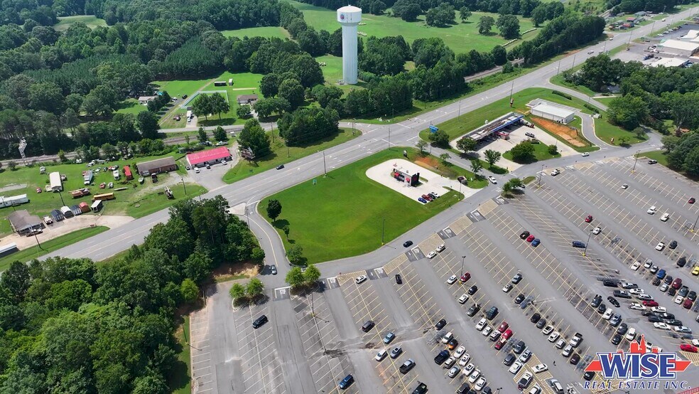 2509 Lincolnton Highway, Cherryville, NC à louer - Vidéo sur l’annonce professionnelle – Image 3 sur 12