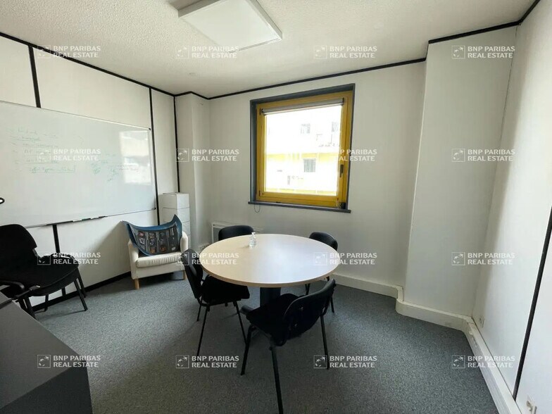 Bureau dans Nantes à louer - Photo de l’immeuble – Image 2 sur 7