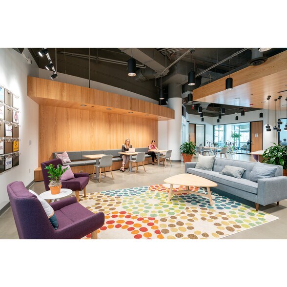 4343 N Scottsdale Rd, Scottsdale, AZ à louer - Photo intérieure – Image 2 sur 19