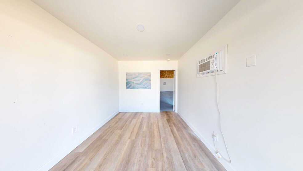 501 S Falkenburg Rd, Tampa, FL à louer - Numérisation 3D Matterport – Image 2 sur 11
