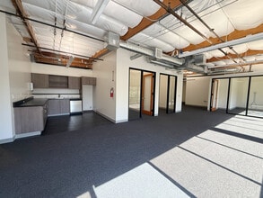 1703-1741 Stewart St, Santa Monica, CA à louer Photo intérieure– Image 1 sur 5