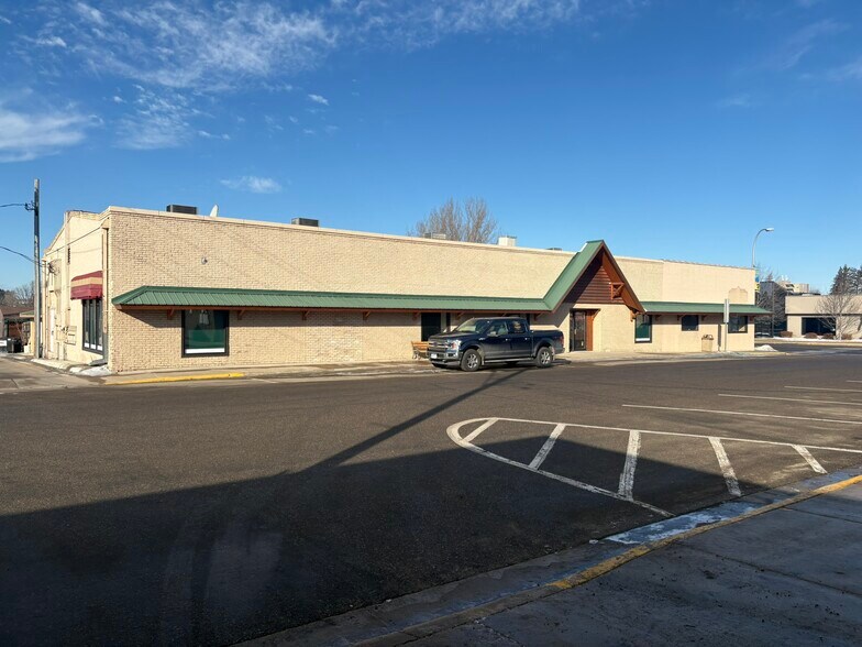 601 Minnesota Ave, Walker, MN à louer - Photo de l’immeuble – Image 3 sur 26