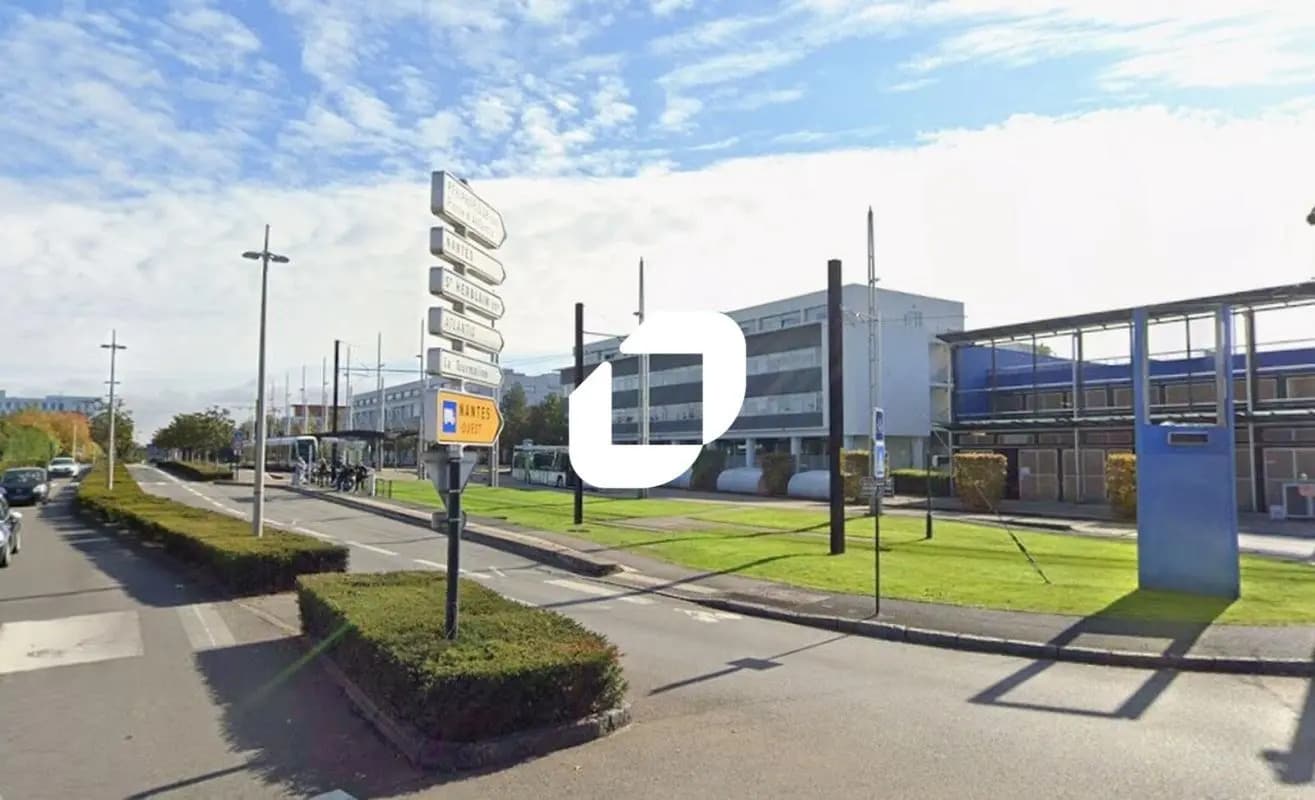 Local commercial dans Saint-Herblain à louer Photo de l’immeuble– Image 1 sur 2