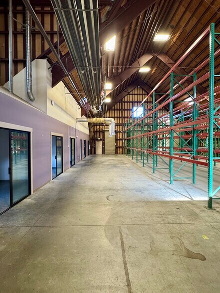 1003/1005/1007 Gravenstein Hwy portefeuille de 3 biens à vendre sur LoopNet.fr - Photo de l’immeuble – Image 3 sur 12