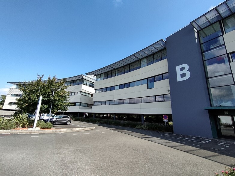 5 Impasse Des Muriers, Mérignac à louer - Photo de l’immeuble – Image 1 sur 7