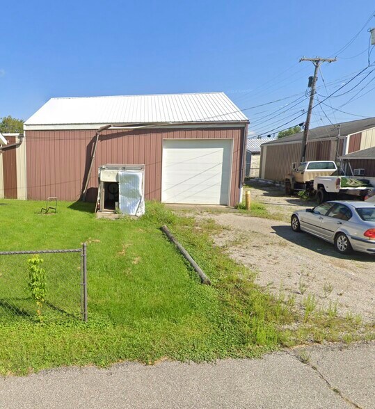 158 Woodbury St, Elyria, OH à vendre - Photo de l’immeuble – Image 3 sur 4