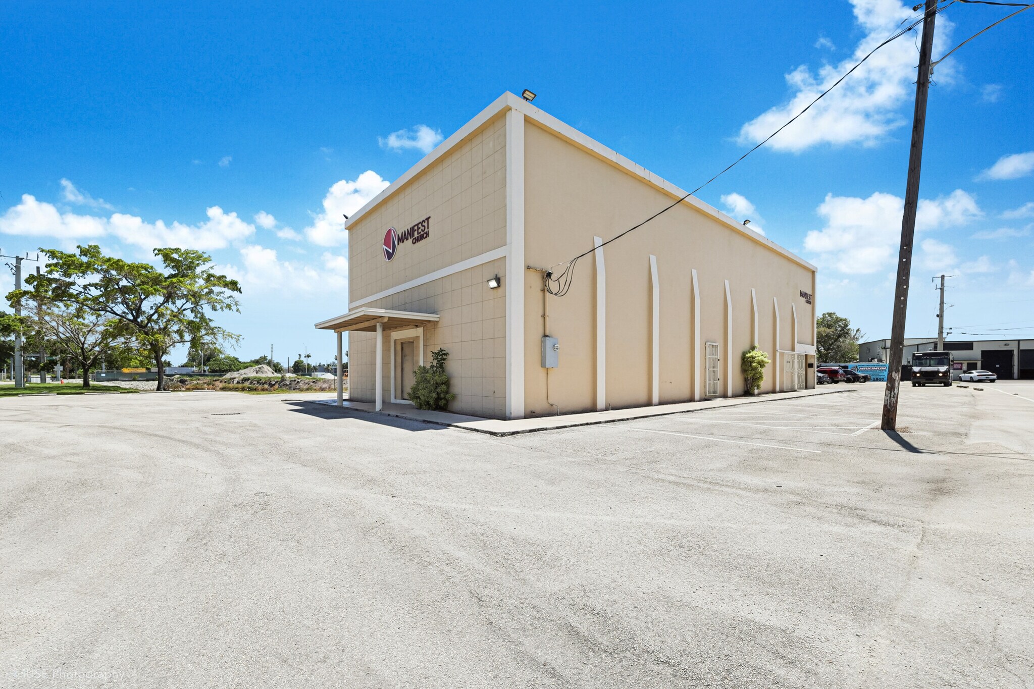 680 Superior St, Opa-locka, FL à vendre Photo principale– Image 1 sur 25