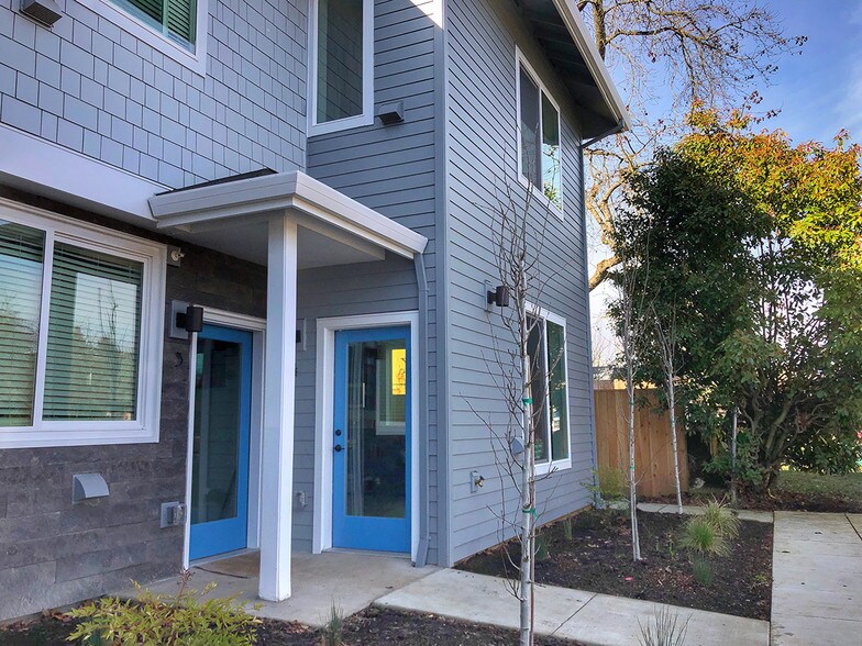 7025-7045 N Mohawk Ave, Portland, OR à vendre - Photo de l’immeuble – Image 2 sur 22