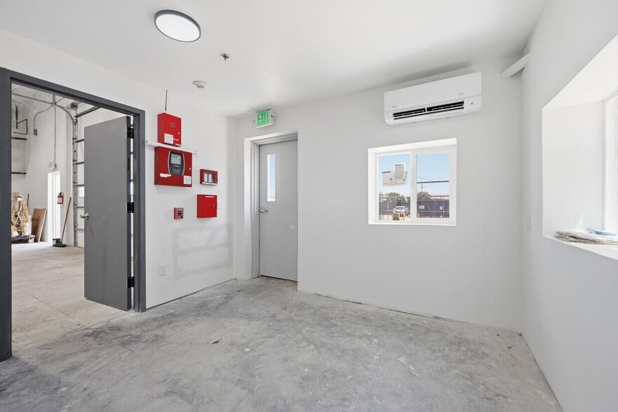 5275 Adams St, Denver, CO à louer - Photo intérieure – Image 2 sur 13