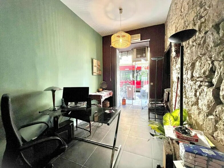 Local commercial dans Nice à louer - Photo de l’immeuble – Image 3 sur 5