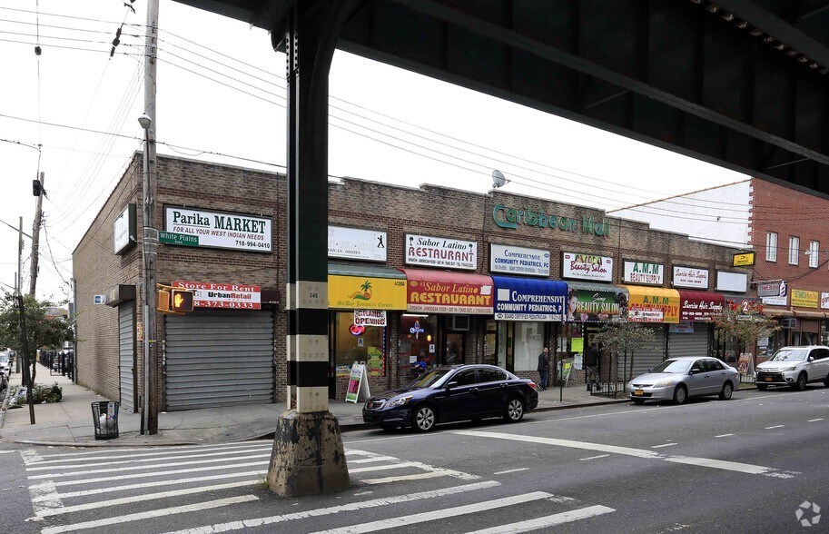 4114-4122 White Plains Rd, Bronx, NY à louer - Photo de l’immeuble – Image 2 sur 2