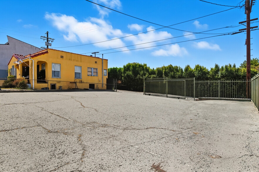 7601 Crenshaw Blvd, Los Angeles, CA à louer - Photo de l’immeuble – Image 3 sur 16