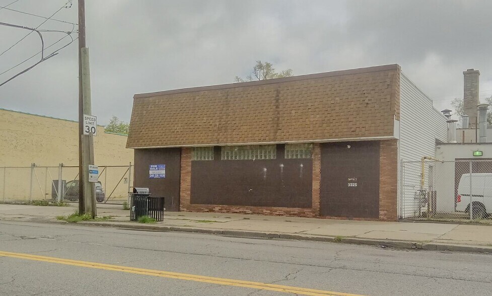 3325 W McNichols Rd, Detroit, MI à vendre - Photo de l’immeuble – Image 1 sur 1