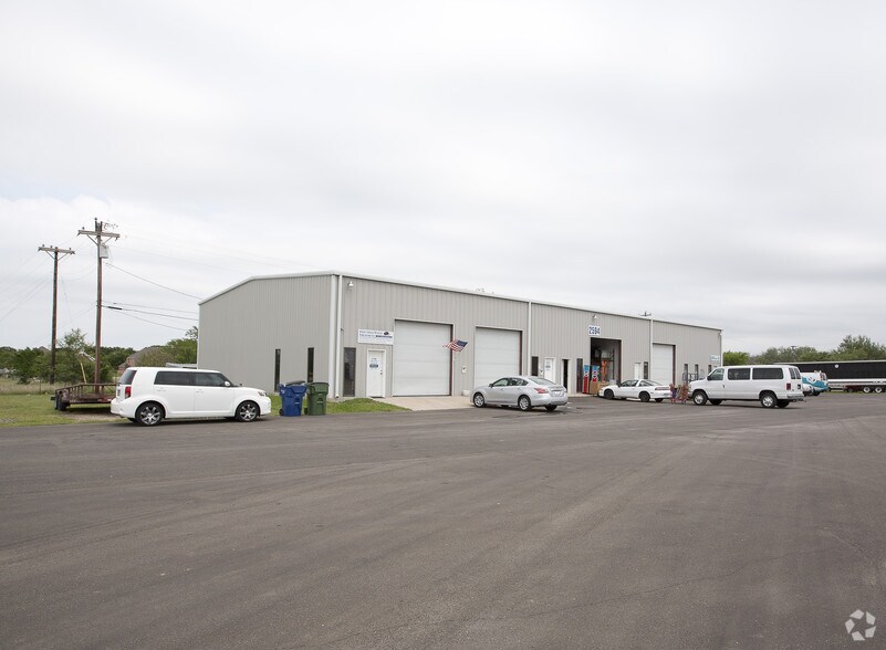2594 Shell Rd, Georgetown, TX à louer - Photo principale – Image 1 sur 2
