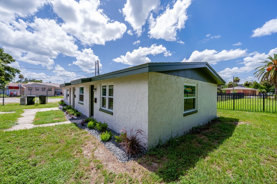 259 Jefferson St, Daytona Beach, FL à vendre - Photo de l’immeuble – Image 3 sur 43