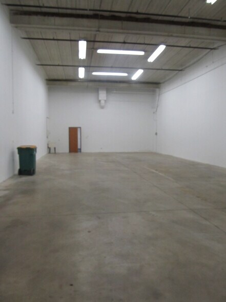 1665 Quincy Ave, Naperville, IL à louer - Photo intérieure – Image 3 sur 10