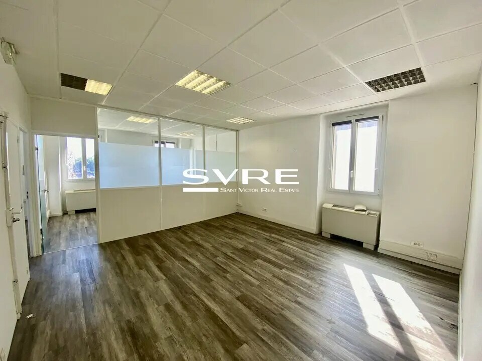 Bureau dans Marseille à louer Photo de l’immeuble– Image 1 sur 7