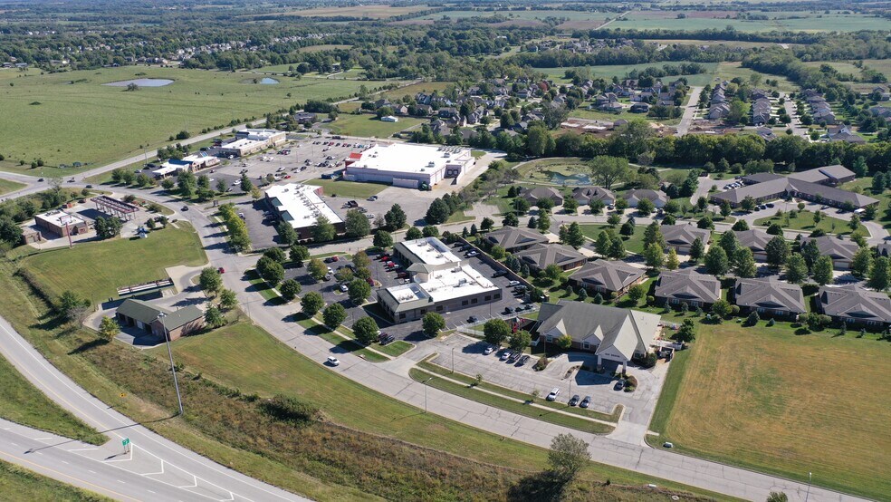 169 Hwy, Spring Hill, KS à vendre - Photo de l’immeuble – Image 1 sur 10