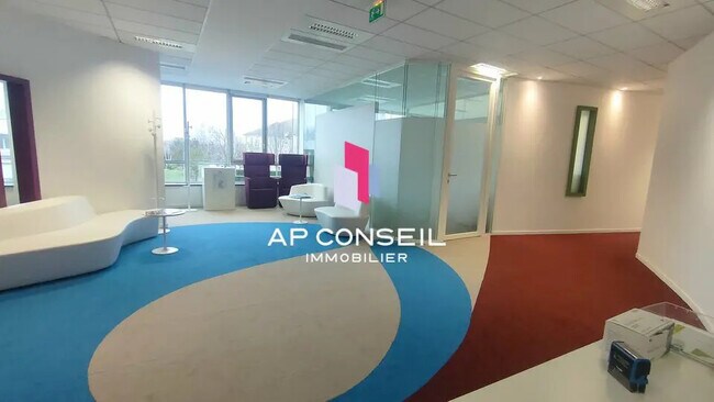 Plus de détails pour Bureau à louer