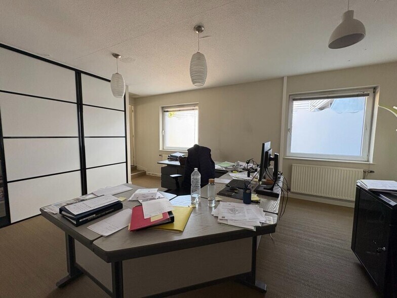Bureau dans Roanne à louer - Photo intérieure – Image 2 sur 3