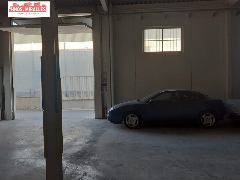 Industriel/Logistique dans Almoradí à vendre - Photo intérieure – Image 3 sur 12