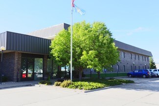 Plus de détails pour 1515 N Sanborn Blvd, Mitchell, SD - Bureau à vendre