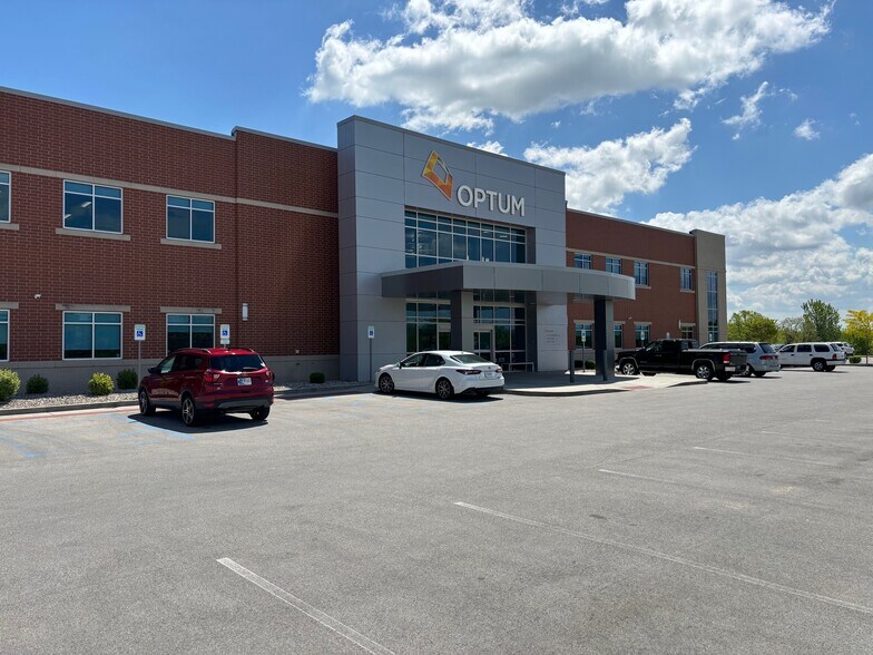 4101 Technology Ave, New Albany, IN à louer - Photo de l’immeuble – Image 1 sur 2