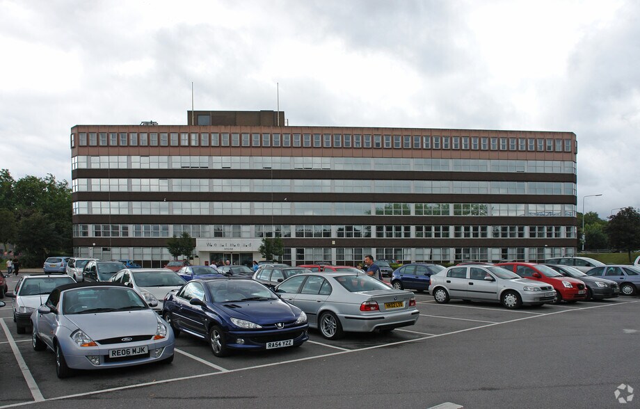 Westmead, Farnborough à louer - Photo de l’immeuble – Image 3 sur 3