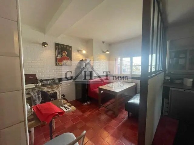 Local commercial dans Neuilly-Plaisance à vendre - Photo de l’immeuble – Image 2 sur 7