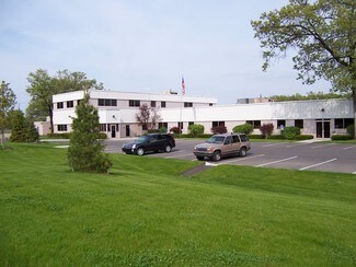 Plus de détails pour 807 Airport Access Rd, Traverse City, MI - Bureau à louer