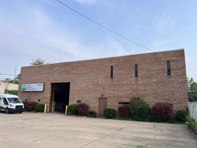7815 Harvard Ave, Cleveland, OH à vendre - Photo principale – Image 1 sur 15