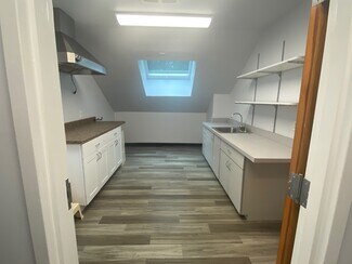 Plus de détails pour 600 Newtown Rd, Villanova, PA - Bureau à vendre