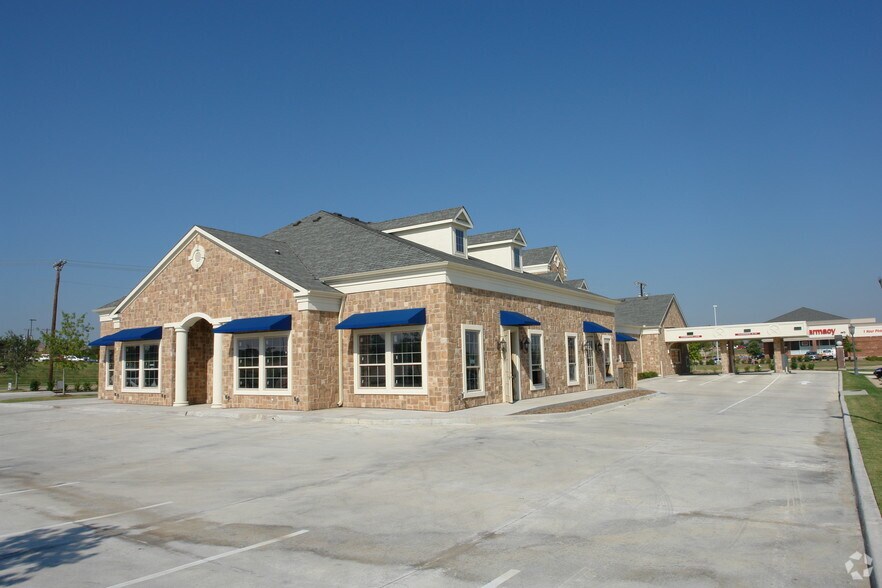 2170 Matlock Rd, Mansfield, TX à louer - Photo de l’immeuble – Image 2 sur 13