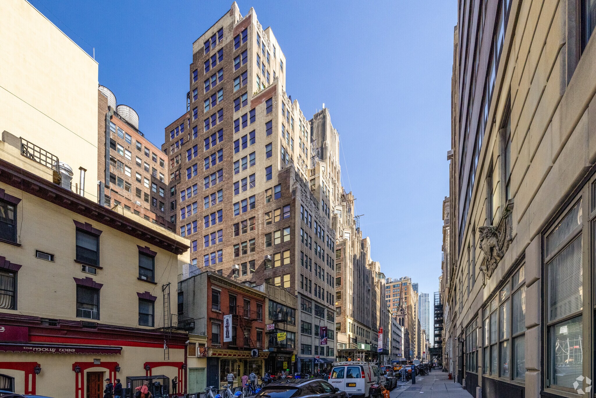 259 W 30th St, New York, NY à louer Photo principale– Image 1 sur 9