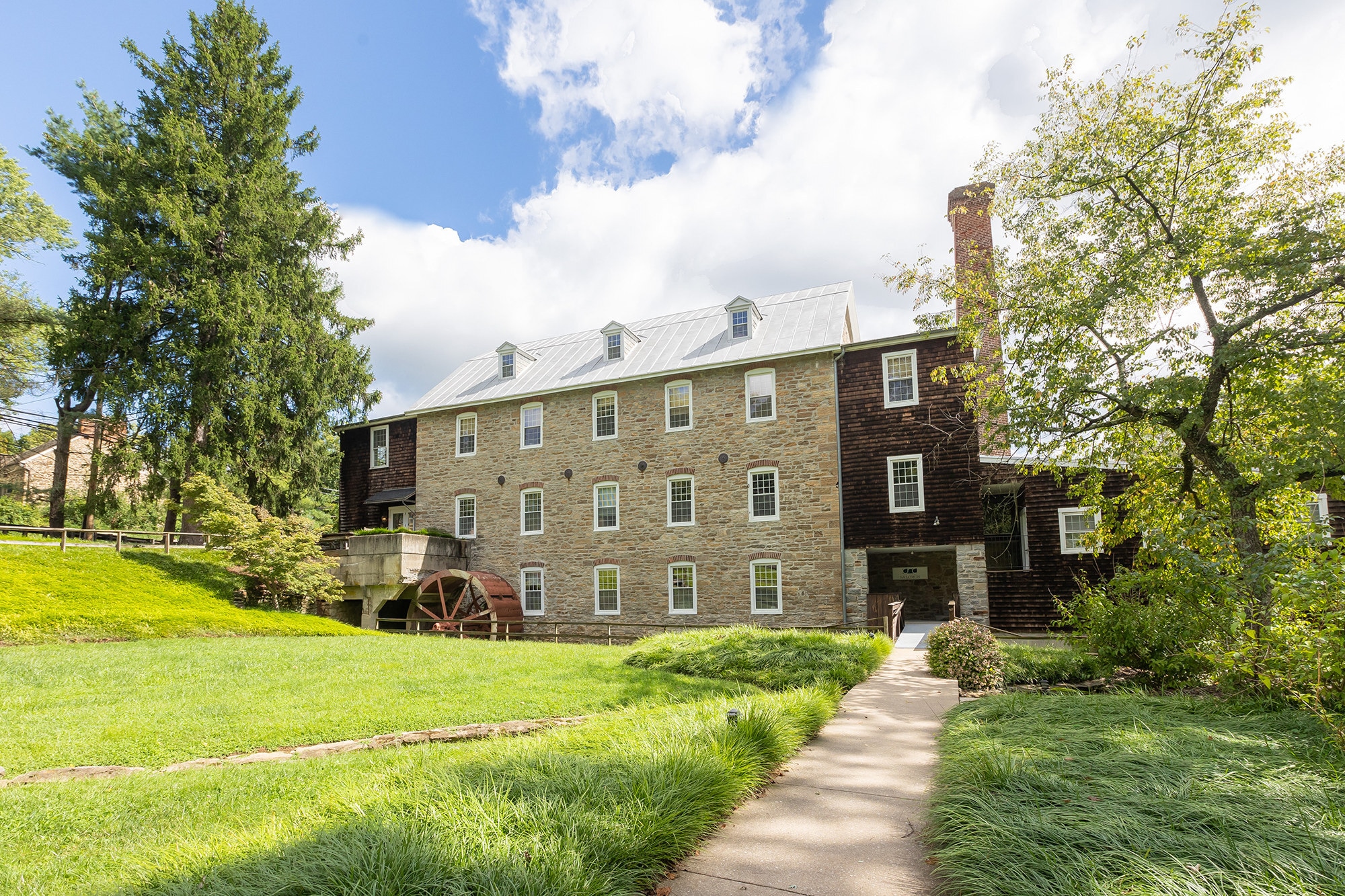 2201 Old Court Rd, Brooklandville, MD à louer Photo principale– Image 1 sur 11