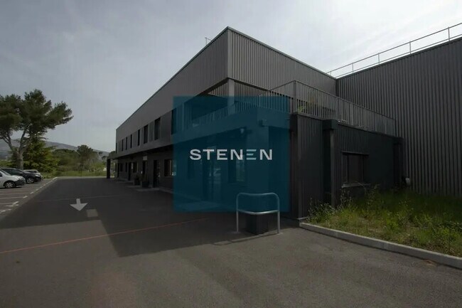 Plus de détails pour 296 Avenue Georges Vacher, Rousset - Bureau à louer