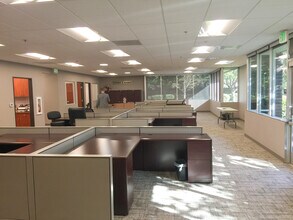 1450 Drew Ave, Davis, CA à louer Photo intérieure– Image 2 sur 7