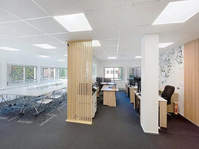 Bureau dans Montagny à vendre - Photo intérieure – Image 2 sur 7