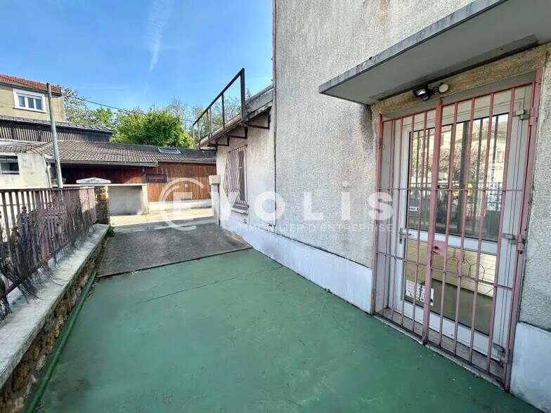 Bureau dans Longjumeau à vendre - Photo de l’immeuble – Image 1 sur 5