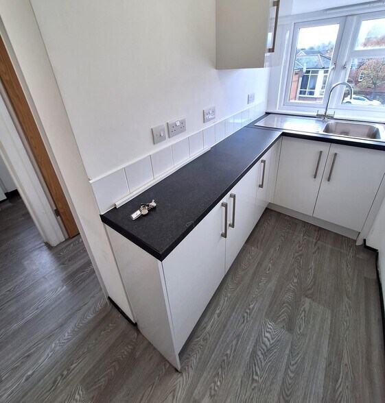 6 Queen St, Godalming à vendre - Photo intérieure – Image 3 sur 3
