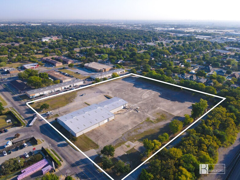 324 N Nursery Rd, Irving, TX à louer - Photo de l’immeuble – Image 1 sur 9