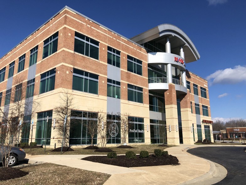 10665 Stanhaven Pl, White Plains, MD à louer - Photo de l’immeuble – Image 3 sur 9