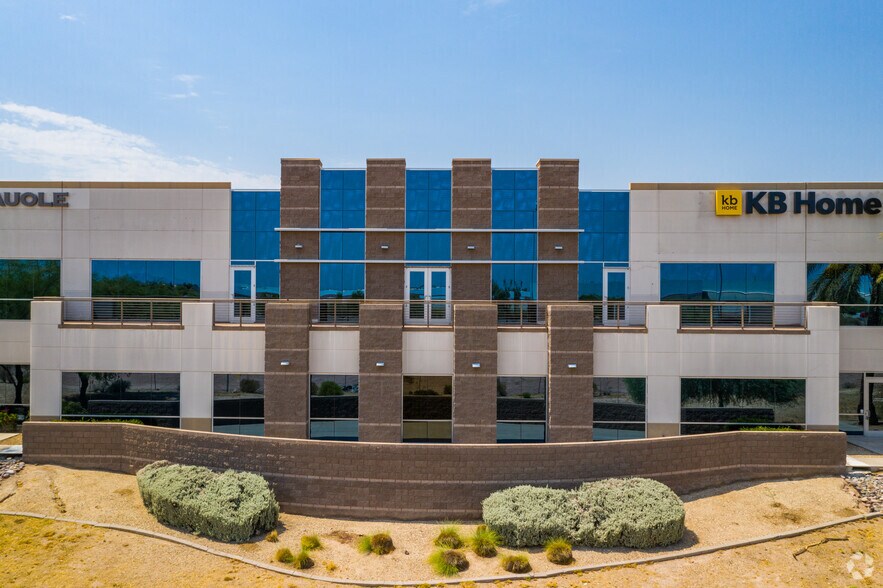 10429 S 51st St, Phoenix, AZ à louer - Photo de l’immeuble – Image 3 sur 22