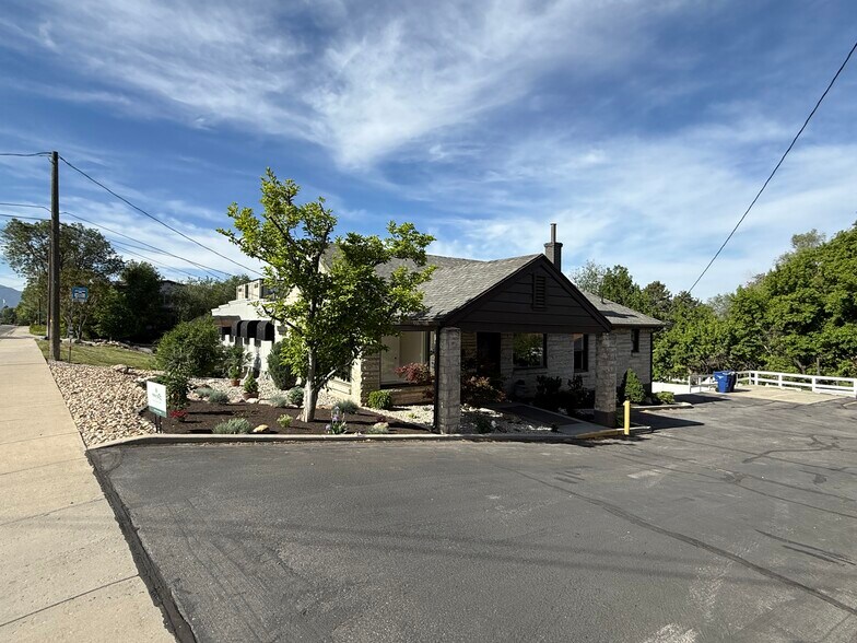 4212 S Highland Dr, Millcreek, UT à louer - Photo de l’immeuble – Image 2 sur 3