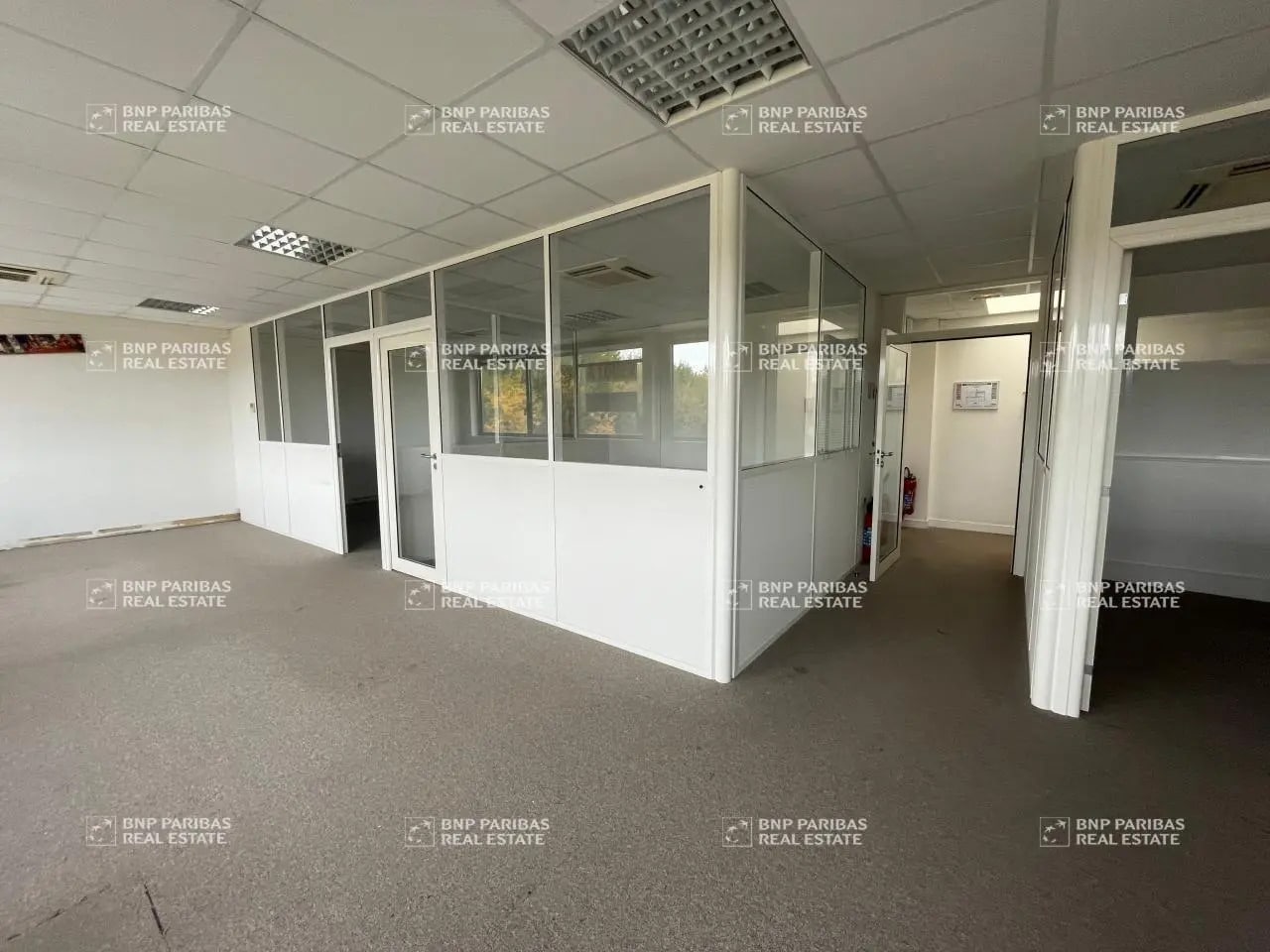 Local d’activités dans Montévrain à louer Photo intérieure– Image 1 sur 4