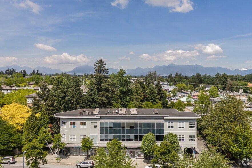 15957 84th Ave, Surrey, BC à louer - Aérien – Image 3 sur 3