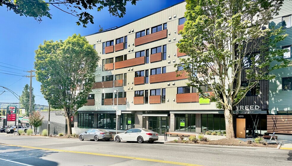 4015 Stone Way N, Seattle, WA à louer - Photo principale – Image 1 sur 3