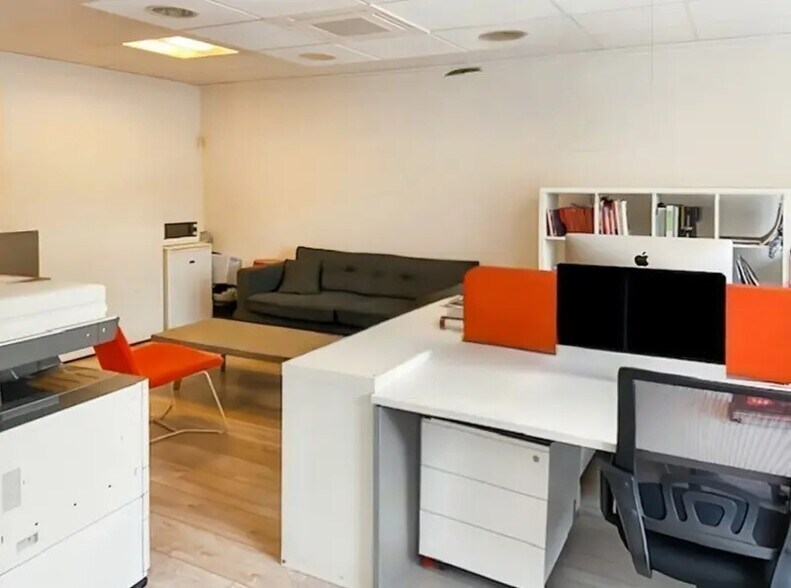 Bureau dans Boulogne-Billancourt à louer - Photo de l’immeuble – Image 3 sur 7